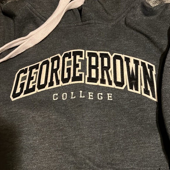 Mens Medium George Brown tackle twill embroidered hoodie - Picture 2 of 5